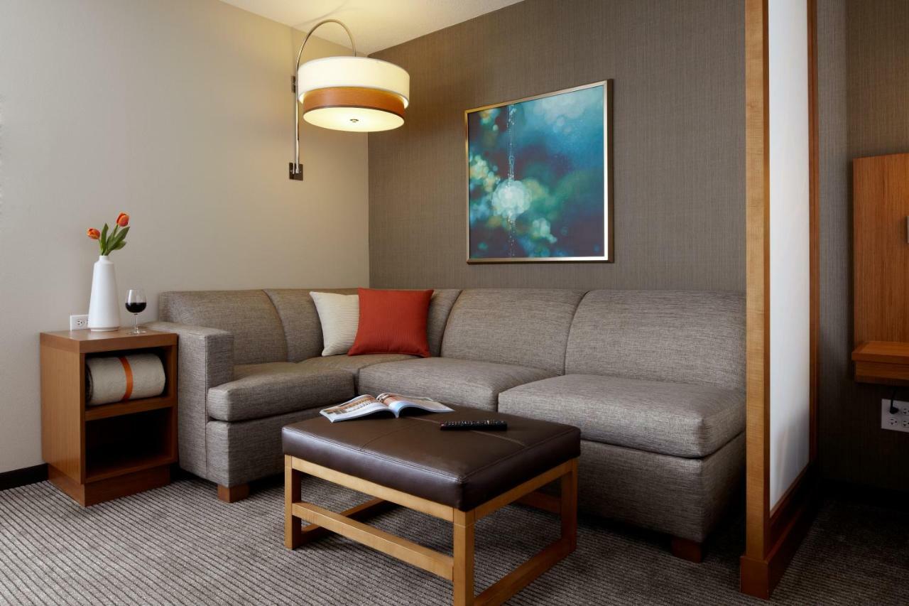Hyatt Place San Jose Airport Экстерьер фото